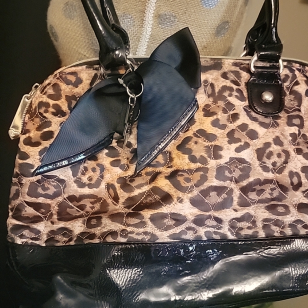 NWOT Betsey Johnson leopard print purse